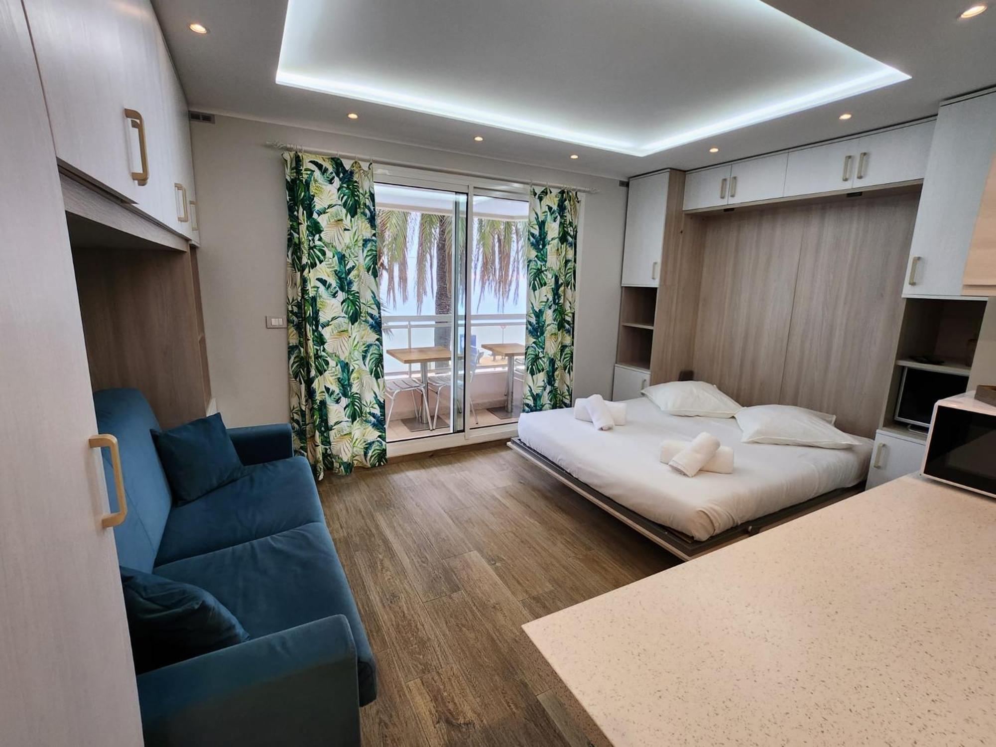 Bluemarine, Studio Vista Mare Menton Eksteriør billede